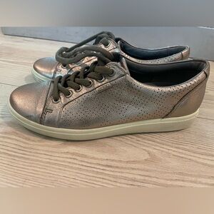 ECCO Women's Gunmetal Sneakers